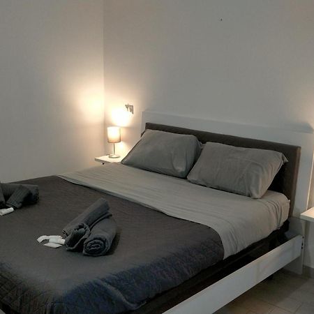 House Mattia Apartment Бари Екстериор снимка